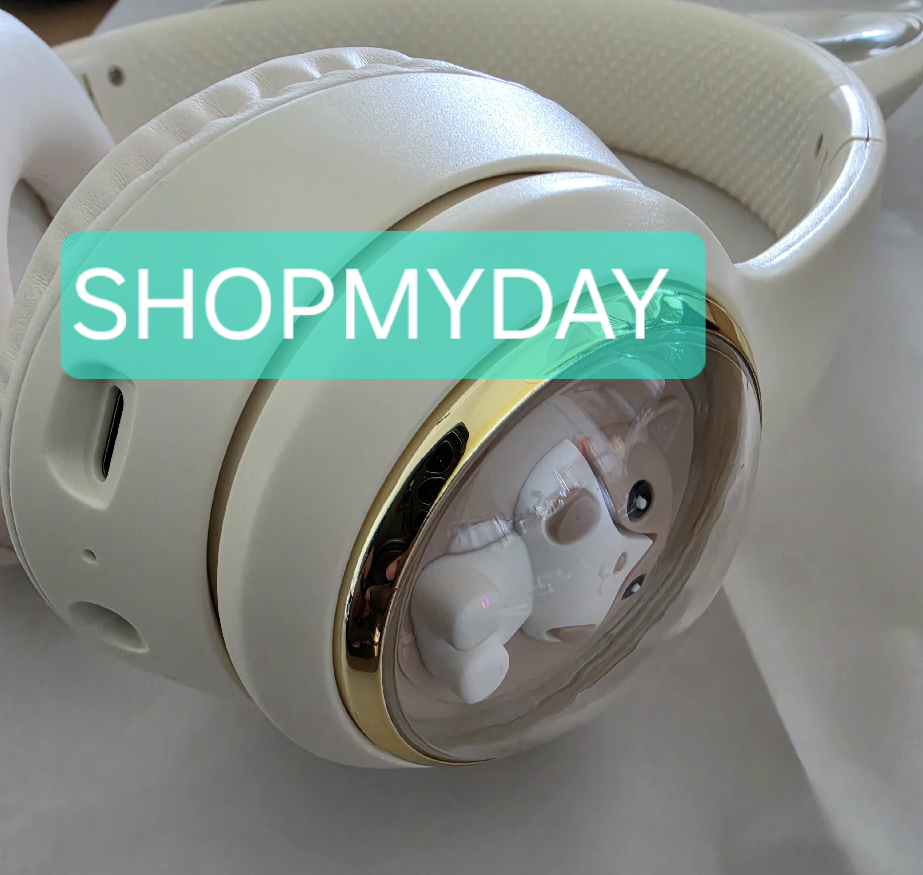 Bright beige Bluetooth headphones