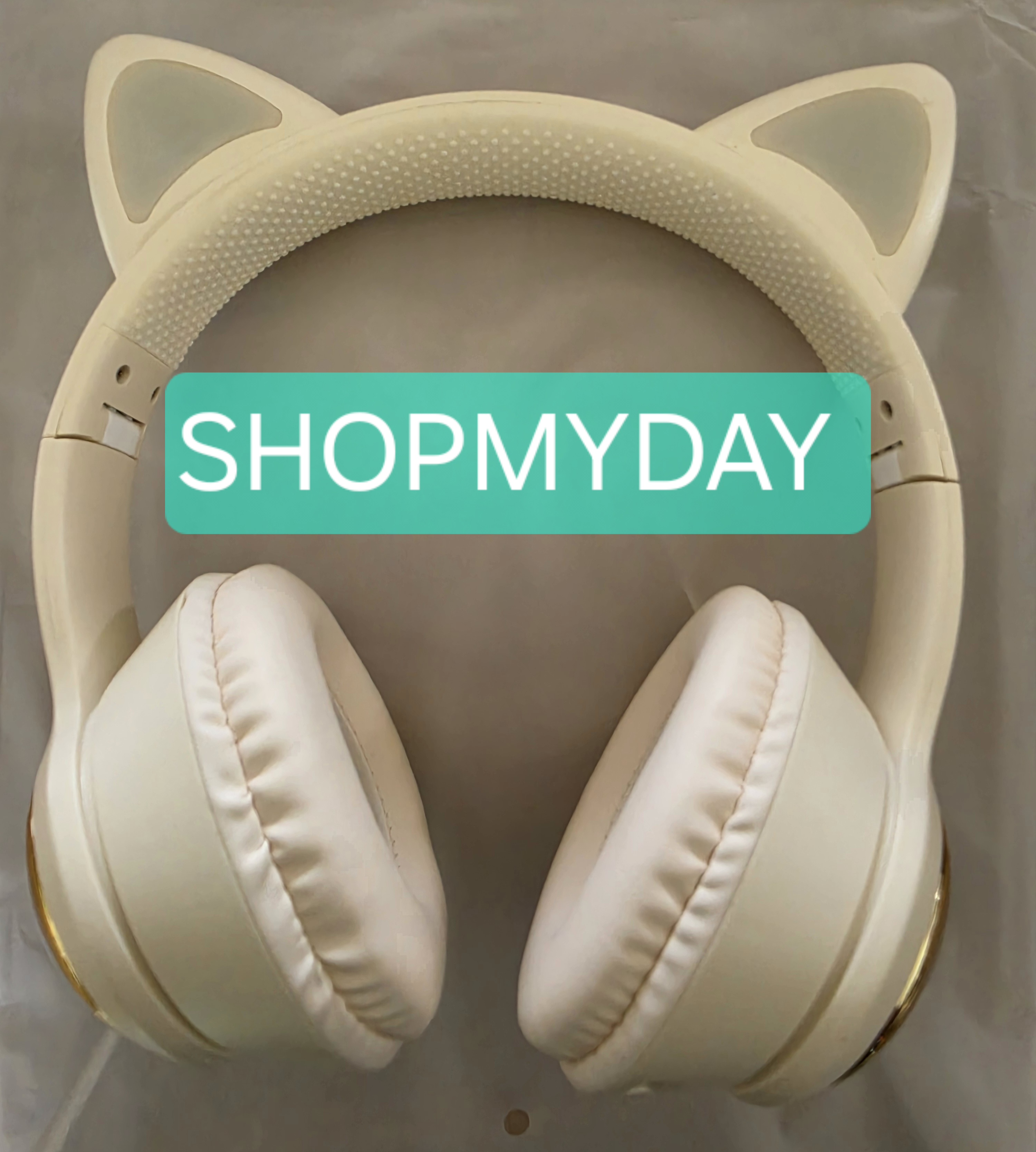 Bright beige Bluetooth headphones